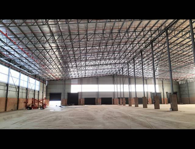 5,364M² WAREHOUSE TO LET IN SPRINGFIELD PARK